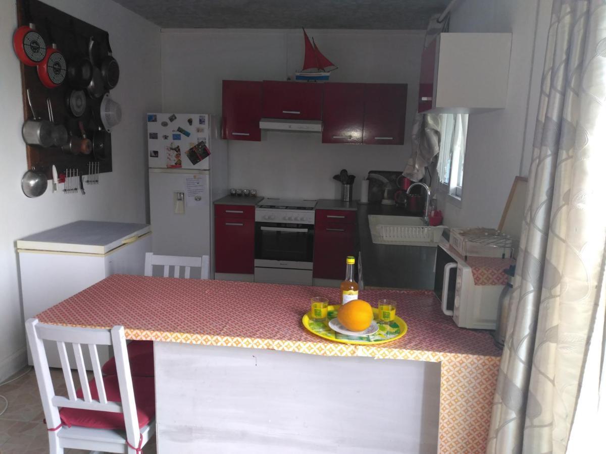 Maison Chaleureuse Avec Vue Sur Mer Terre-De-Haut ภายนอก รูปภาพ
